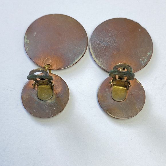 Large Artisan Articulated Dangling Round Copper Brass Disk Swirl Clip On Earring - Picture 10 of 10